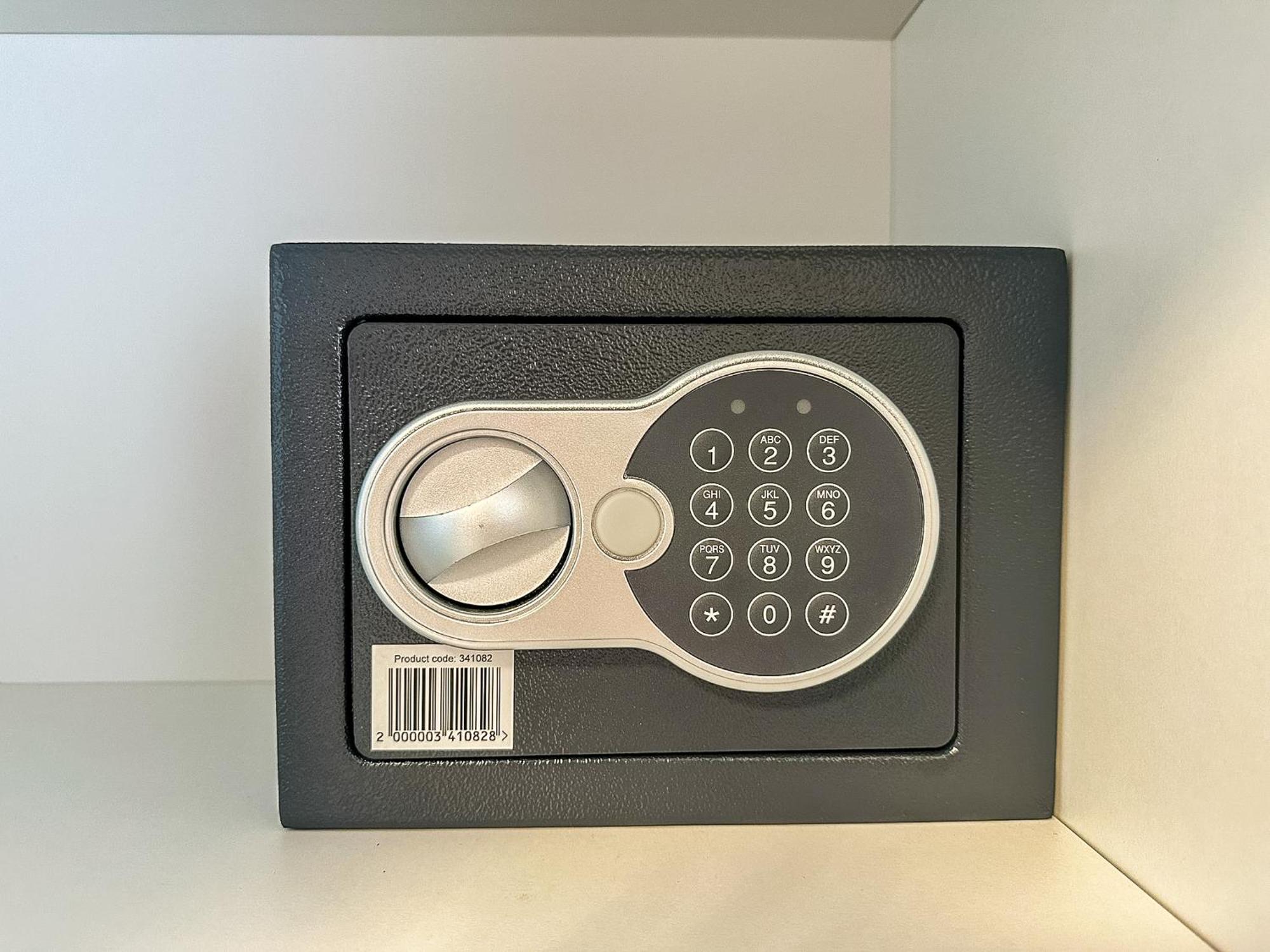 Apartman Lux Self Check-In วิโรวิติซา ภายนอก รูปภาพ