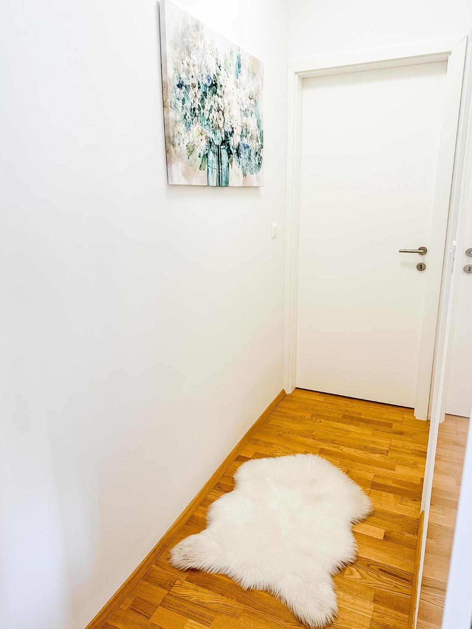 Apartman Lux Self Check-In วิโรวิติซา ภายนอก รูปภาพ